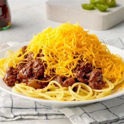  Cincinnati Chili: Ein unwiderstehliches Abenteuer für die Geschmacksknospen – Herzhaft und würzig zugleich!