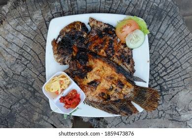  Gegrillter Fisch mit Mangosauce: Sind die Geschmacksnoten des Meeres wirklich süß und sauer zugleich?